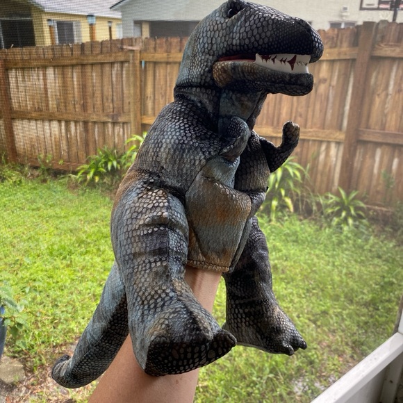 Dinosaur T-Rex plush hand puppet - Picture 7 of 9